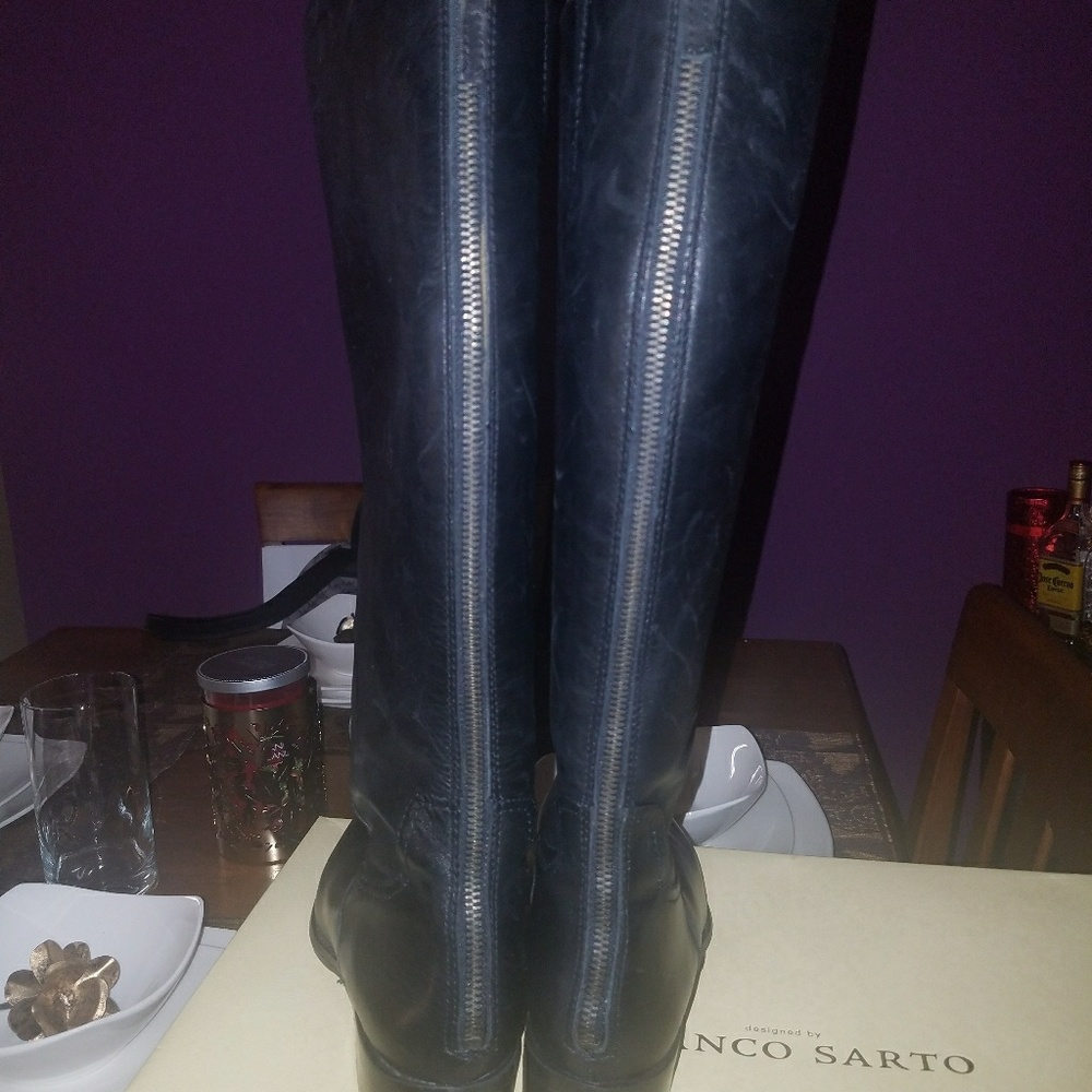Boots - Picture 2 of 4